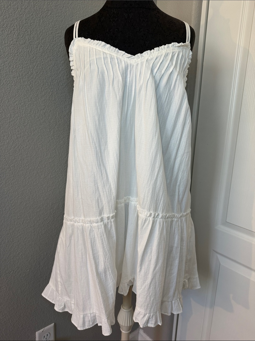 Universal Thread Cotton White Spaghetti Strap Ruffle Shift Dress Size Large - Picture 2 of 10